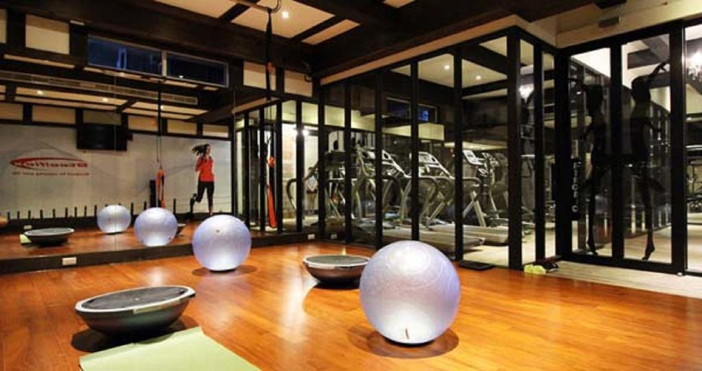Tudor Dynasty Homestay Shoufeng Luaran gambar